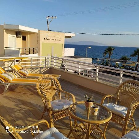 Suite In Front Of The Sea Nea Thesi Exterior foto